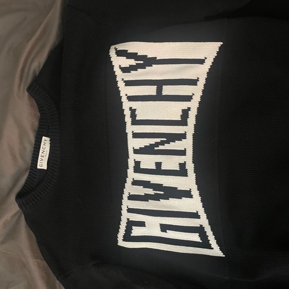 New Givenchy Cotton Logo Sweater (Black and White) - Picture 2 of 6